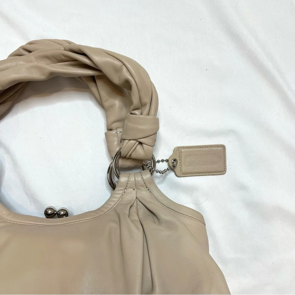 Vintage Coach Parker Cream Tan Beige Leather Kisslock Chunky Straps Hobo Purse - Picture 5 of 13